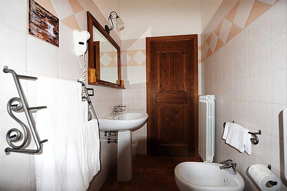 Agriturismo La Ferraia Pianello  Eksteriør billede